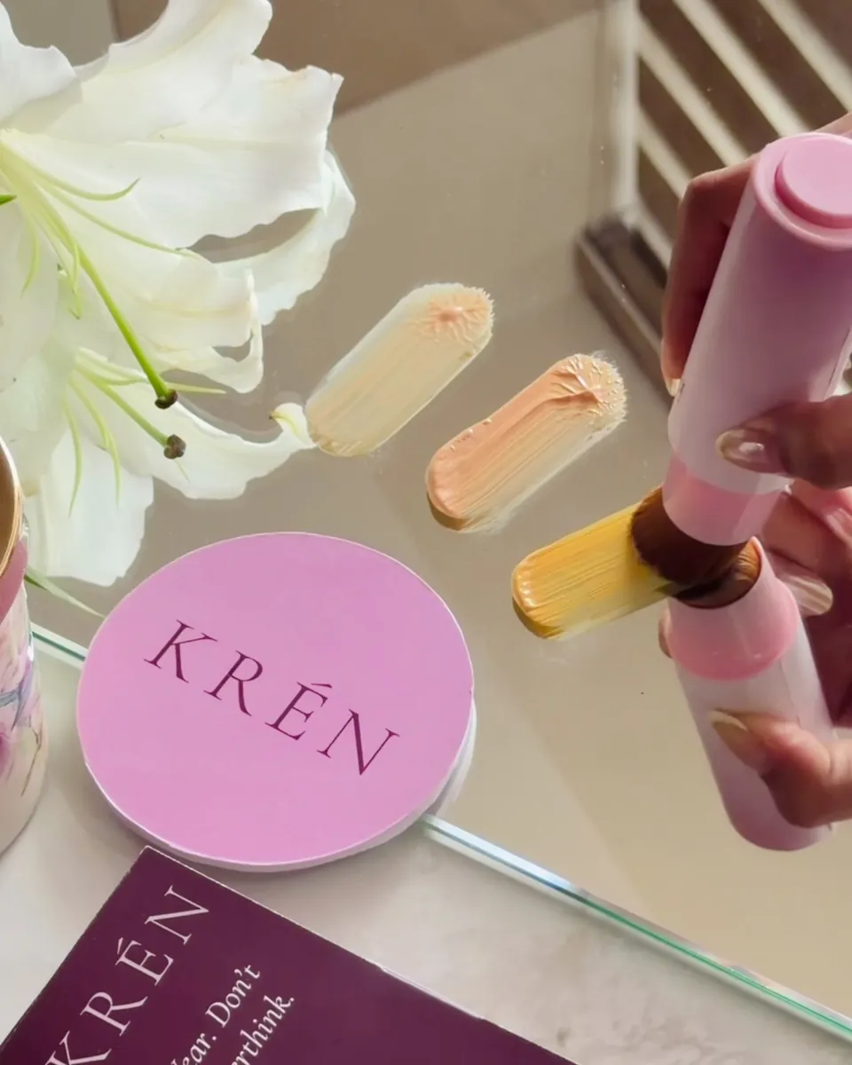krén swatches on a mirror tray